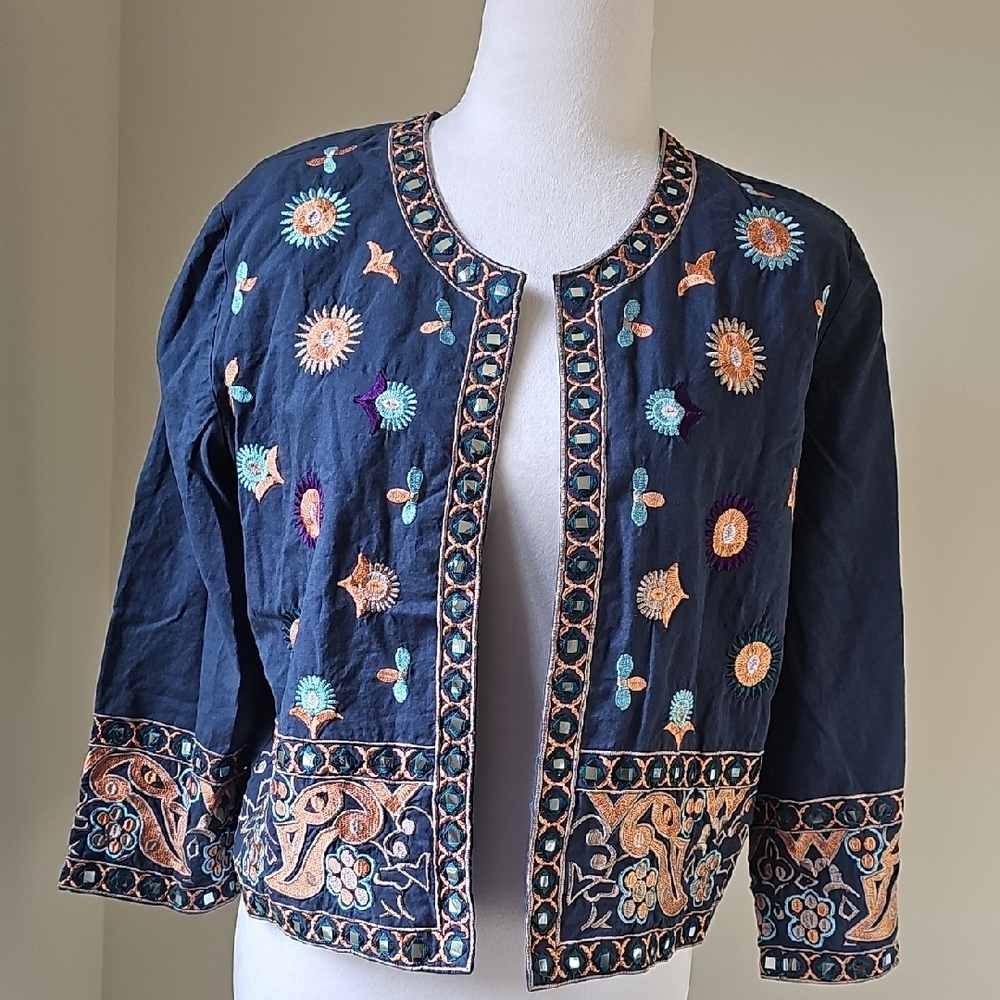 Floral Embroidered Navy Blazer‎